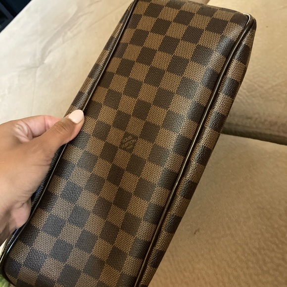 Authentic - Lv delightful PM - Picture 12 of 16